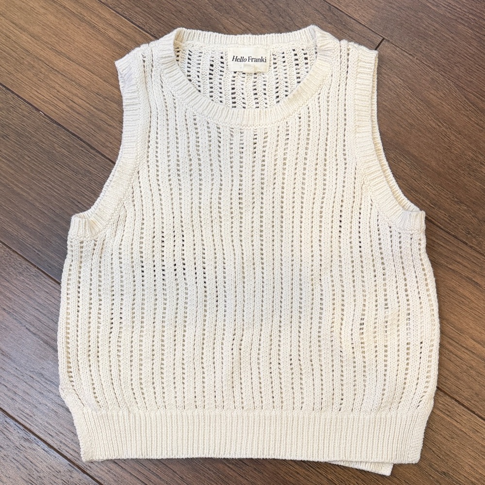 Hello Franki Cream Knit Sleeveless Top Girls Size Medium